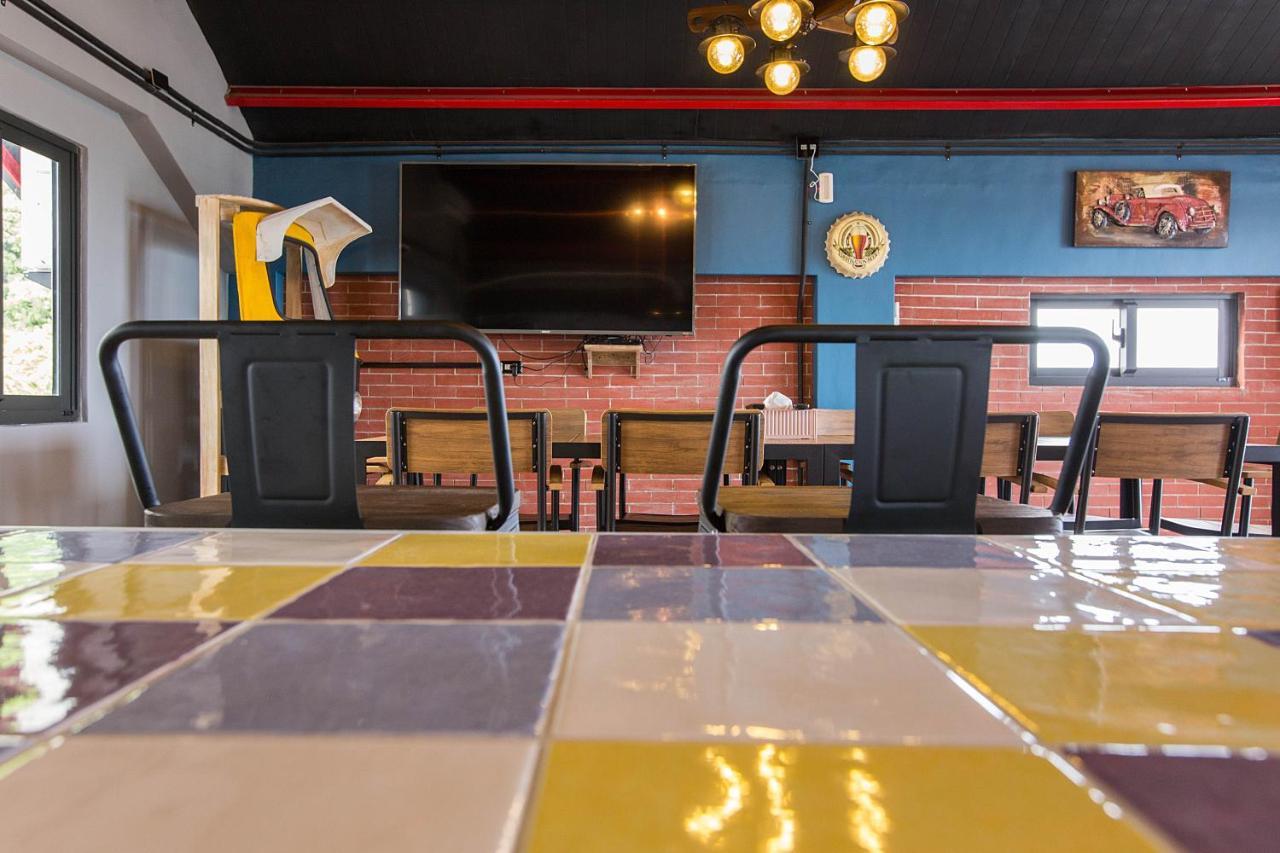 Yi Suo Yen Yu Homestay Chenggong Exteriör bild