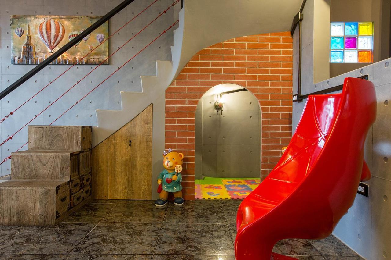 Yi Suo Yen Yu Homestay Chenggong Exteriör bild